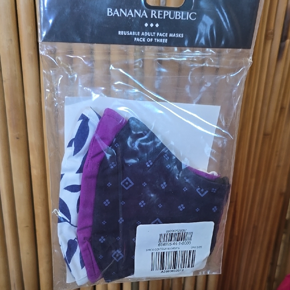 Banana Republic Reusable Face Masks - Pack of Three